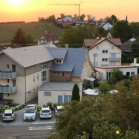 Seebrise Mit Musik Und Wein 梅尔斯堡