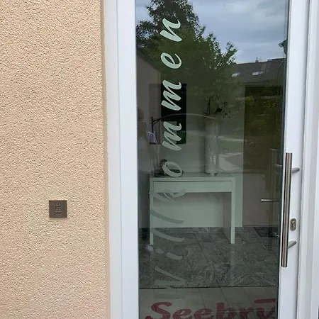 Seebrise Mit Musik Und Wein Meersburg