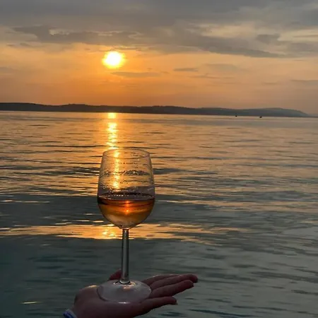 Апартаменты Seebrise Mit Musik Und Wein Меерсбург