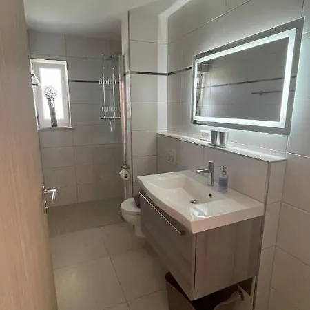 Seebrise Mit Musik Und Wein Lägenhet Meersburg