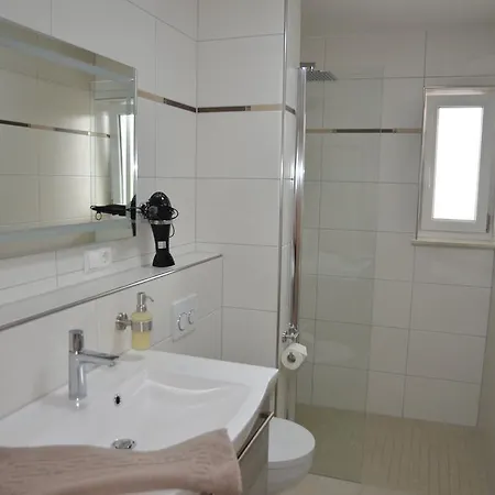 Apartament Seebrise Mit Musik Und Wein Meersburg
